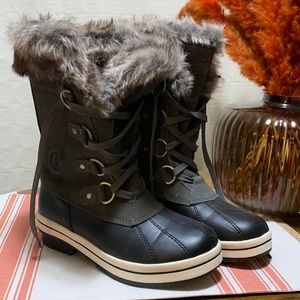 Bass & Co. Winter boots size 7